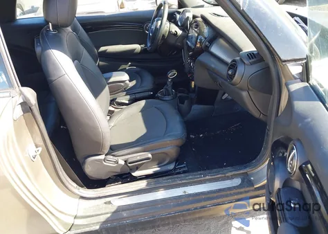 2017 Mini Convertible Cooper из США, поврежденный, VIN WMWWG5C59H3C19737